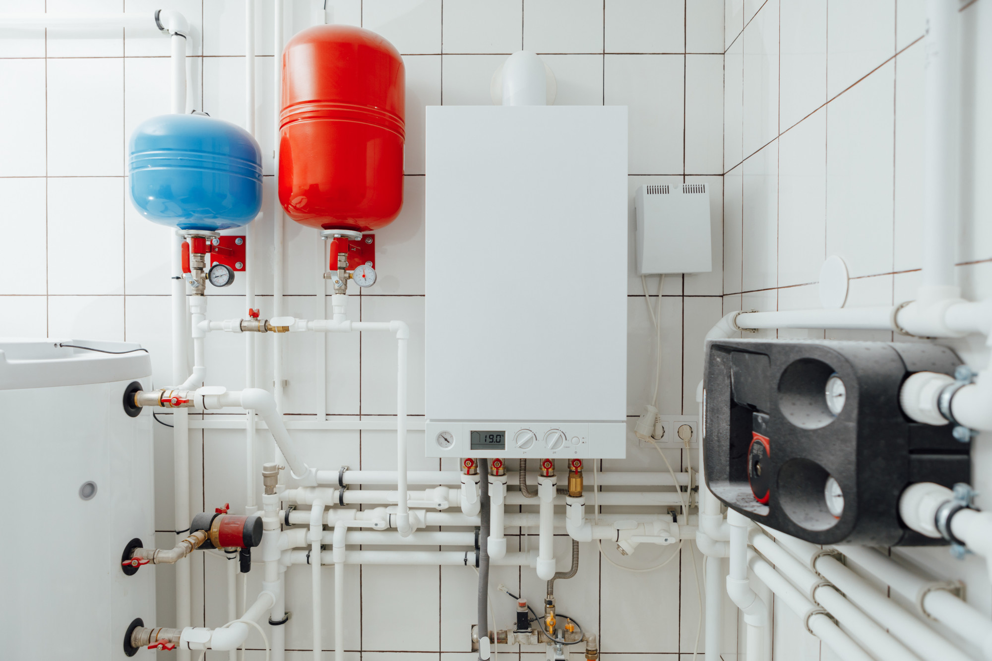 5-signs-it-s-time-to-replace-that-old-hot-water-heater